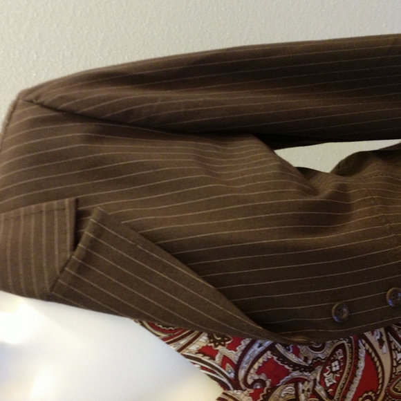 NWOT Emma James Jacket ( 16)free earings. - Picture 2 of 8